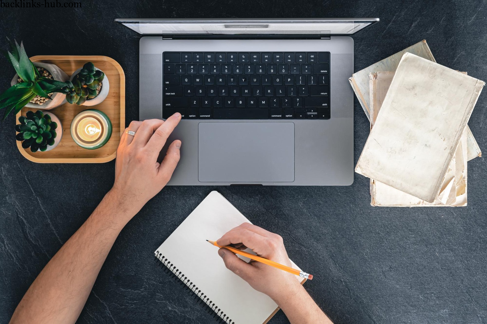SEO blog writing tips illustration showing content structure, AI optimisation, semantic SEO, and ranking strategies for Google and AI search systems.